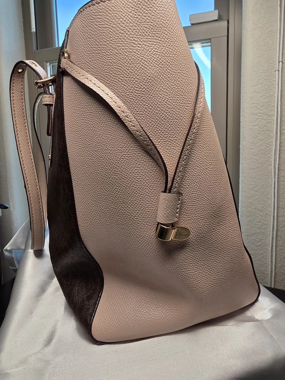 Michael Kors Brown Signature Logo Tote with Blush Leather Trim & Buckle Straps - Picture 7 of 11